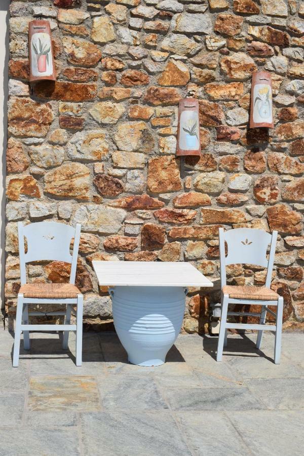 Studios Niovi Serifos Livadi  ภายนอก รูปภาพ